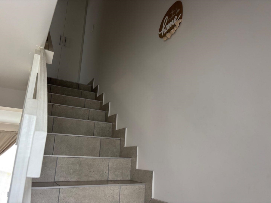 2 Bedroom Property for Sale in Eersterivier Western Cape
